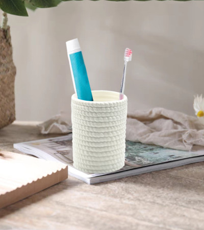 TOOTHBRUSH CUP